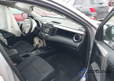 2018 Toyota Rav4 Xle из США, поврежденный, VIN 2T3RFREVXJW799507